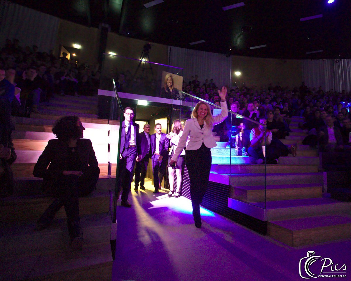centralesupelec's tweet photo. Impressive lecture given by @GwynneShotwell President and Chief Operating Officer at @SpaceX on our Paris-Saclay campus yesterday! 
Huge thanks to our alumnus and space expert @pjbertrand and student association @SymposiumCS for organising this wonderful day! https://t.co/NDIvuI7hp6