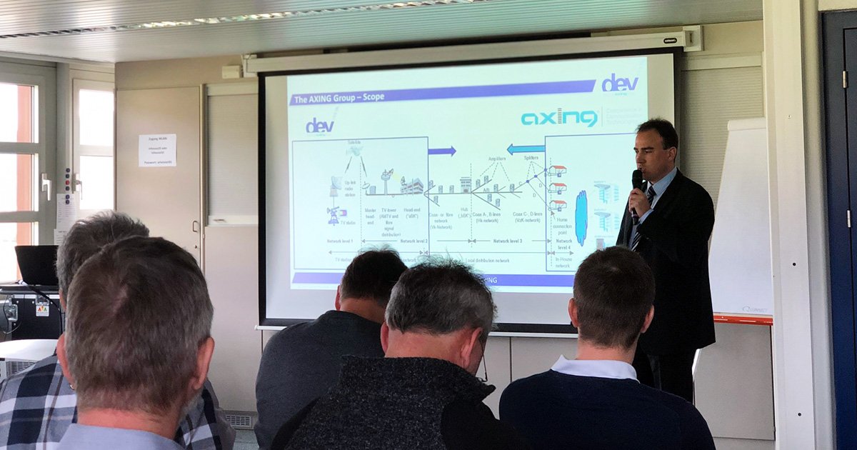 axing_ag's tweet photo. At the in-house exhibition of Swiss Erivision we present the solutions of the #Axing Group for cable network operators. Mr. Breuer presents the Remote MAC-PHY and the Modulo system of @DEVSystemtech for network level 1 &amp;2 as well as the Axing HFC solutions for network level 4. https://t.co/oOldeUXeCq