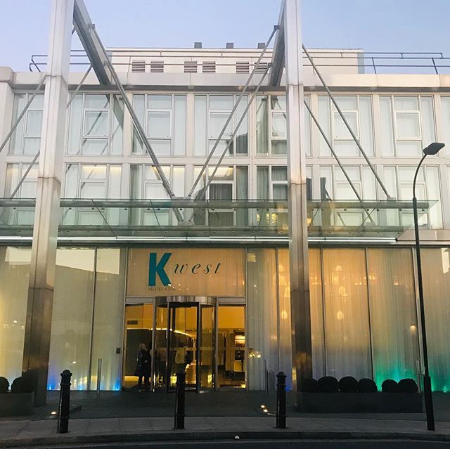 The weekend is SO close! There’s a new blog post up today showcasing our whistlestop stay at @kwesthotel a few weeks ago.  A great hotel in a super location - ideal for Westfield in Shepherds Bush!
.
.
.
#hotelsoflondon #luxtravel #keepitlocal #musicstud… ift.tt/2u6GyqL