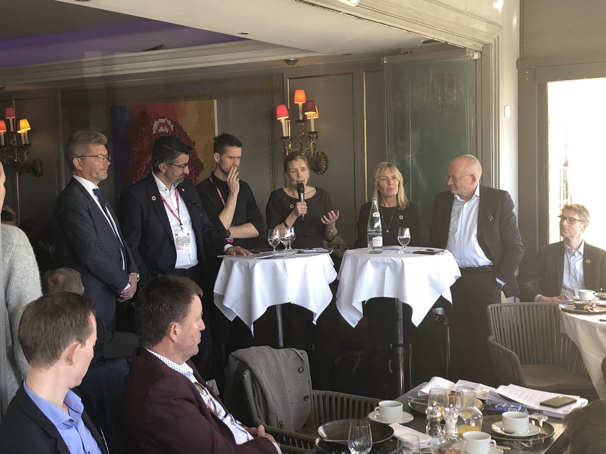 Paneldebat på MIPIM: “Der er et kæmpe bæredygtighedspotentiale i at stille specifikke og konkrete krav i byggematerialer” <a href="/mette_qvist/">Mette Qvist</a> #dgnb #dkbyg #dkbyggeri #dkpol #mipim2019