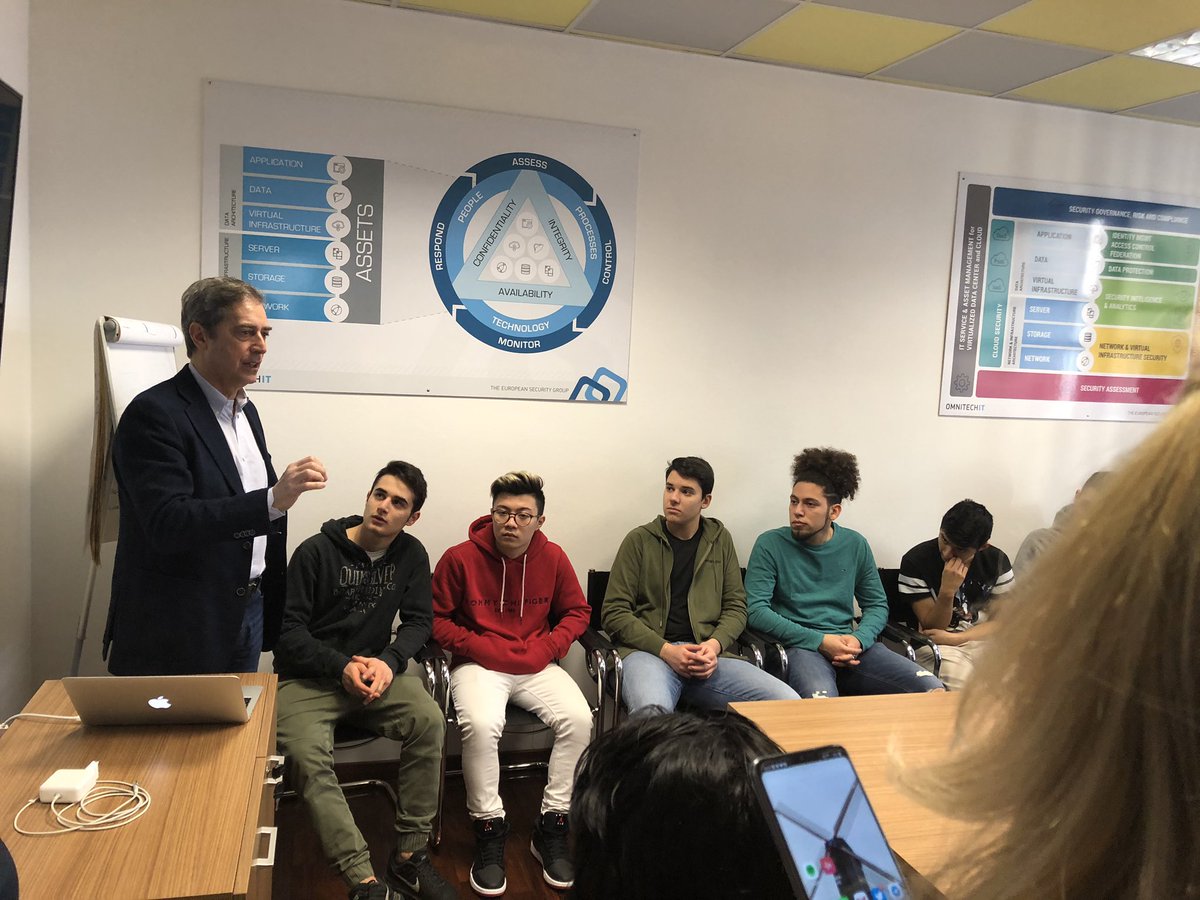 Nicotra62's tweet image. OmnitechIT informa: la #milanodigitalweek può avere inizio nella sede di Milano. 14 Marzo: La #Digitaltrasformation spiegata ai ragazzi delle scuole.