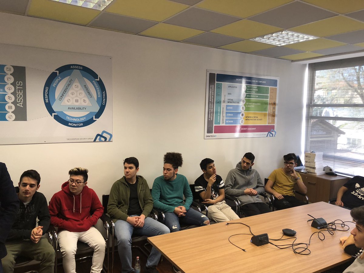 Nicotra62's tweet image. OmnitechIT informa: la #milanodigitalweek può avere inizio nella sede di Milano. 14 Marzo: La #Digitaltrasformation spiegata ai ragazzi delle scuole.