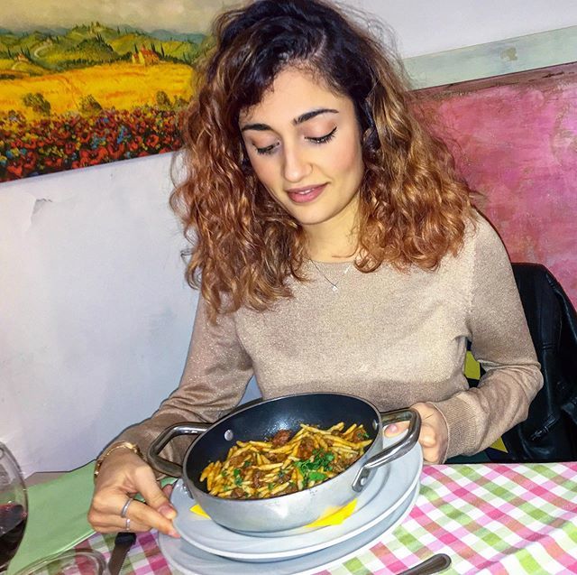 GiuliaBaldi94's tweet photo. Buon pranzo 🐥
•
#buonappetito #pranzo #buonpranzo #ilovecibo #amomangiare #iloveeat #pastasciutta #iger #igeritalia #influenceritalia #likeforlikes #igersprato #prato #lookitaly https://t.co/mf4b3VYDp0 https://t.co/ClGZVD89K8