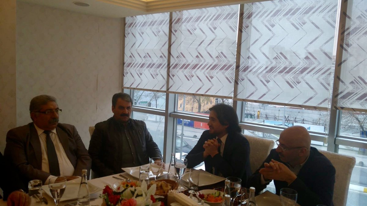 Bitlis Platformu, Bitlis Dernekler Federasyonu, Bigiad Başkanlarımız ve Bitlisli Stk ve Siyasetle uğraşan değerli hemşerilerimizle birlikte Bitlis’iimizi ve Bağcılarımızı konuştuk. 22 Mart ta düzenlenecek Bitlisliler gecemizin hazırlıklarını tamamladık.