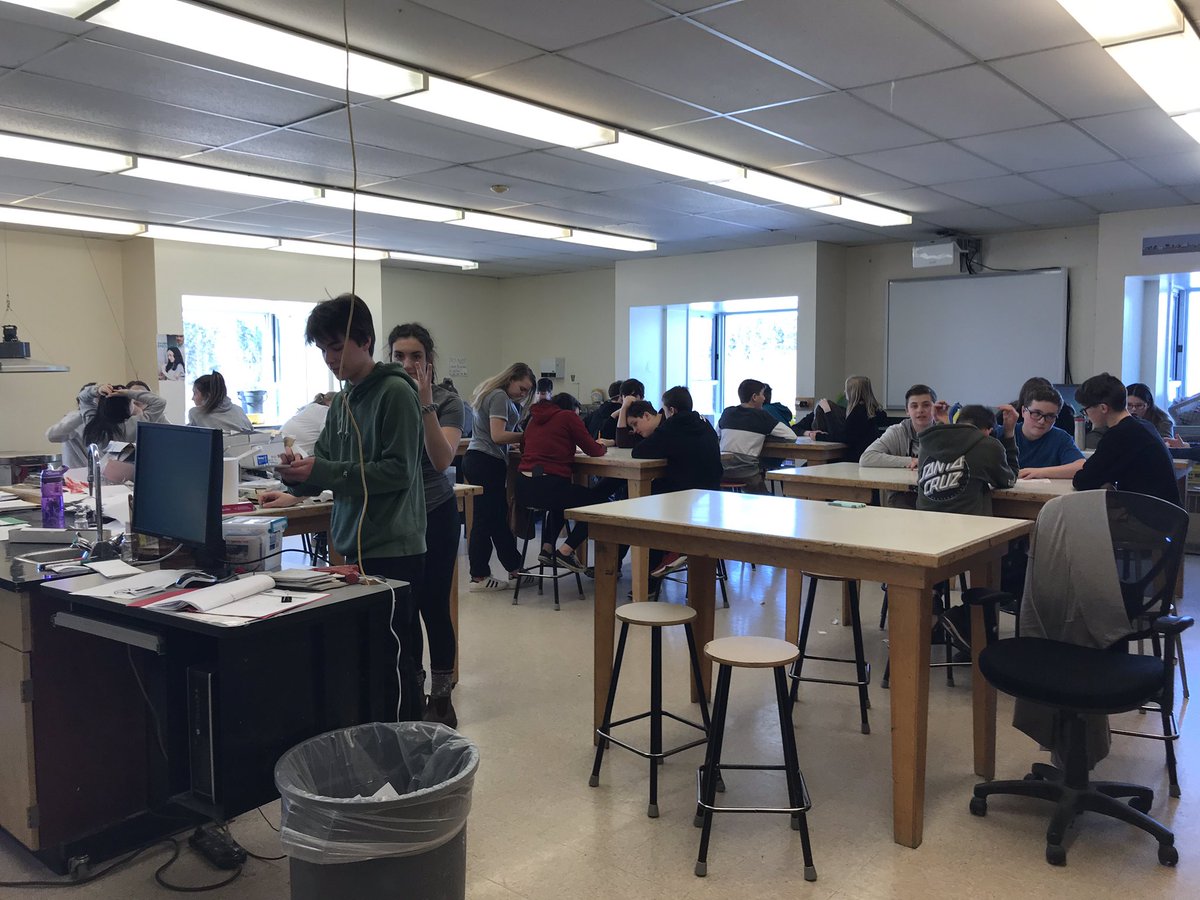 SPICardinals's tweet photo. More math on Pi Day! @GrantThorntonCA https://t.co/ywQdmBUPoR