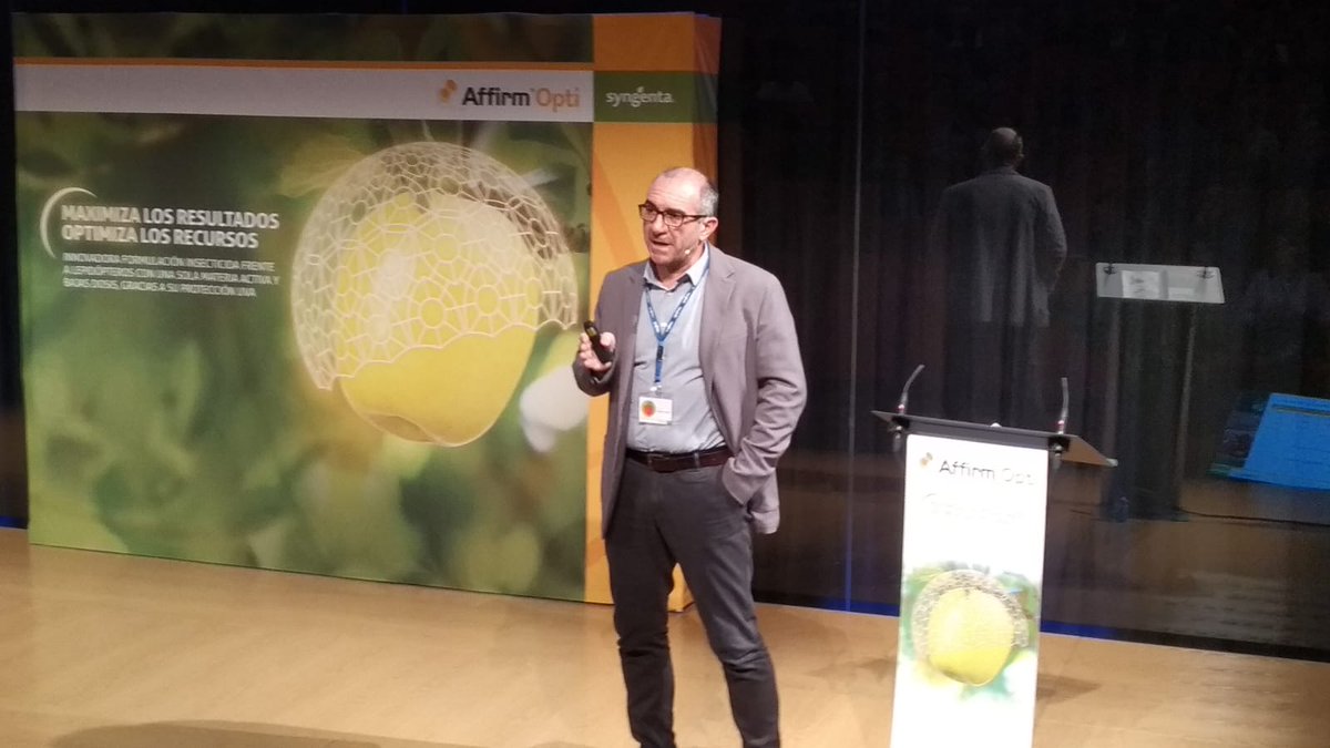 SyngentaES's tweet photo. Mauro Coatti, Director Técnico de #Syngenta Italia muestra los resultados positivos de años de ensayos de #AffirmOpti en futales en Italia https://t.co/iCNug0xei9