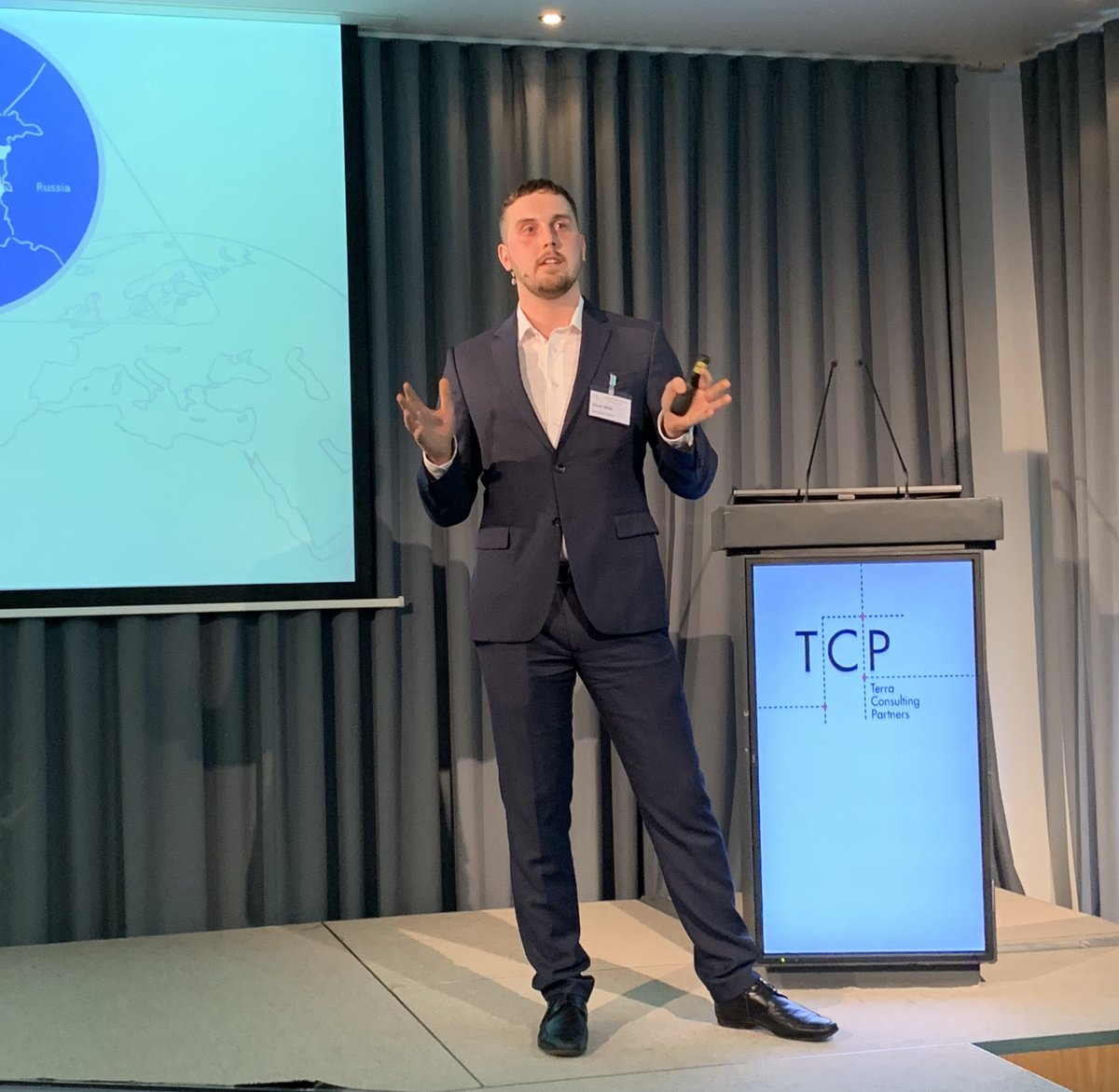 MirjamBauer's tweet photo. #Ideenkueche2019 Mikk/Estland Vernetztes #Gesundheitssystem E-estonia mit umfassenden Services: Umbruch bei Nutzung der #ePA Patientenakte hat 6 J. gedauert, Ärzte waren lange dagegen, heute wünschen sie ua. mehr Struktur https://t.co/67EYmc8spp