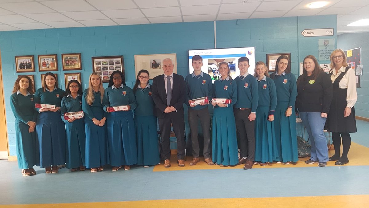 Castletroy College (@castletroyc) on Twitter photo 5th Year PIFL Student leaders awarded by PIFL Limerick for all their work during Kindness Week <a href="/PIF_Limerick/">Pay It Forward Limerick</a> 5th Year PIFL Student leaders awarded by PIFL Limerick for all their work during Kindness Week <a href="/PIF_Limerick/">Pay It Forward Limerick</a>