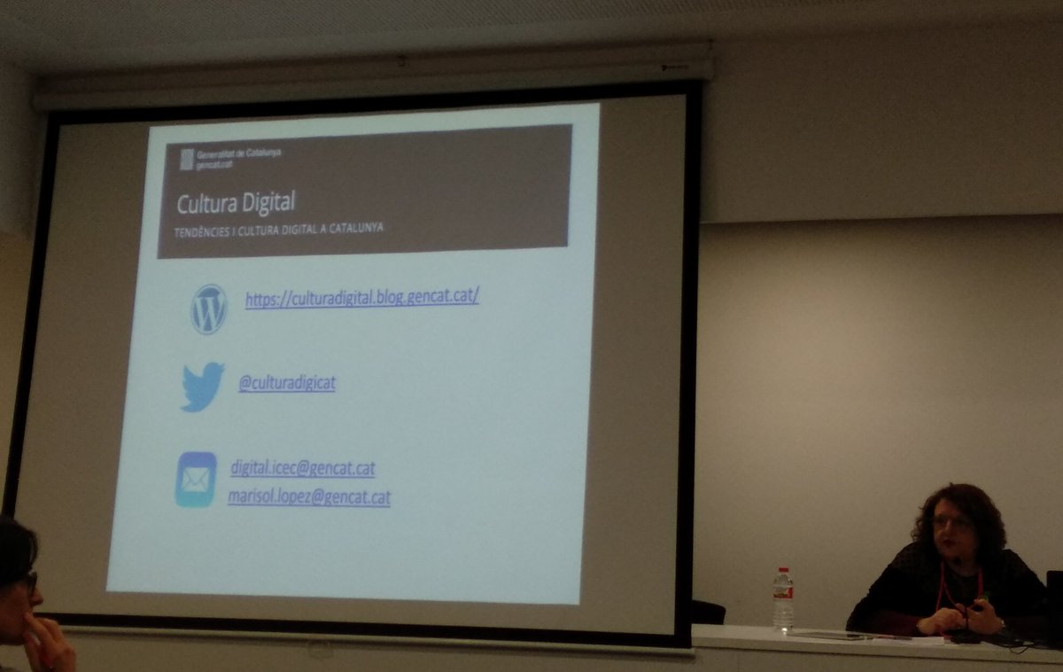 evaqueralt's tweet photo. Molt interessant el taller de xarxes #copGencat amb @culturadigicat. Exemple de creativitat des de comptes oficials! https://t.co/GWWN29vk4E