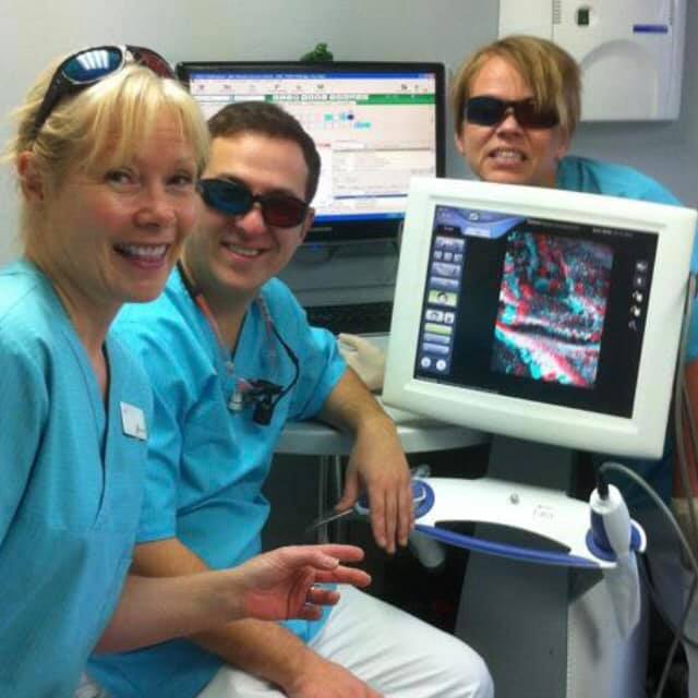 #ThrowbackThursday
Here we are back in 2011 with our very first digital scanner! 😆😆

#KeepSmiling #DigitalDentistry #iTero #Dentist #Leeds