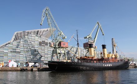 suomenmerimuseo's tweet image. Merimuseon merkittävällä jäänmurtaja Tarmolla on havaittu selittämättömiä ääniä ja outoja ilmiöitä, jotka kiinnostavat myös #Aavedata tiimiä. Katso illan #Aaveidenjäljillä jakso Tarmosta #subtv klo 22 tänään!