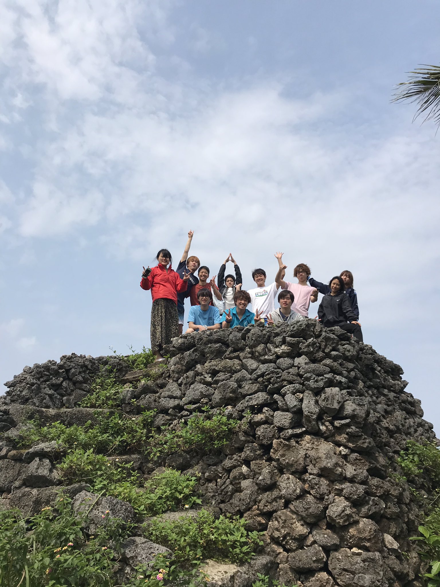 東京農業大学ダイビングクラブ こんにちは 日に焼けた秋元です 合宿2日目 今日からダイビングです 西表島の海はすっごく綺麗でとても感動しました 春から農大 ダイビング