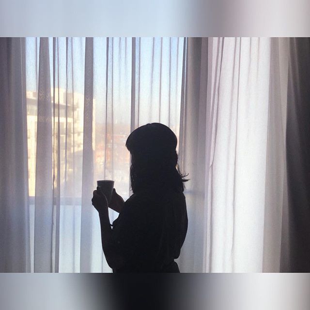 HelloHenrietta's tweet photo. Good Morning! It’s a good day to have a good day. Everyday is a new beginning so take a deep breath, smile and start again.☀️My A.M. Habits are up on the blog. Link in bio ✨

#morning #morningritual #morningroutine #goodmorning #slowliving #mindfulness #ukblogger https://t.co/w4ODzlGqVH