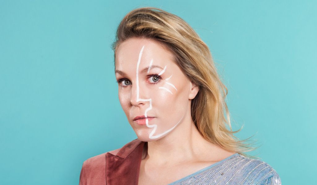 BIJGEBOEKT: @Hademini met haar  ★★★★-show 'Minis Plus' 🎉 Deze topvrouw staat op 28 mei in Venray! Reserveer je tickets vanaf NU via bit.ly/HadewychMinis_…