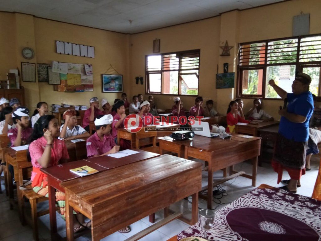 Meresahkan, Rokok Elektrik Sasar Anak SD - denpostnews.com/2019/03/14/mer…