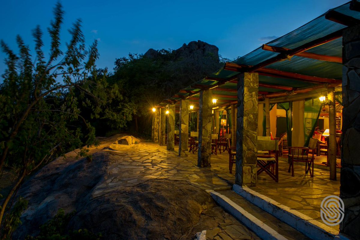twigatours's tweet photo. #CampofTheWeek #TwigaSafari

Located Northeast in Serengeti National Park,Mbuzi Mawe @serenahotels is located on one of the main annual migration corridors for over one million wildebeest and predators.

Planning your Africa vacation this year? https://t.co/hjdyToYYZB https://t.co/GkvuCT7Tu7