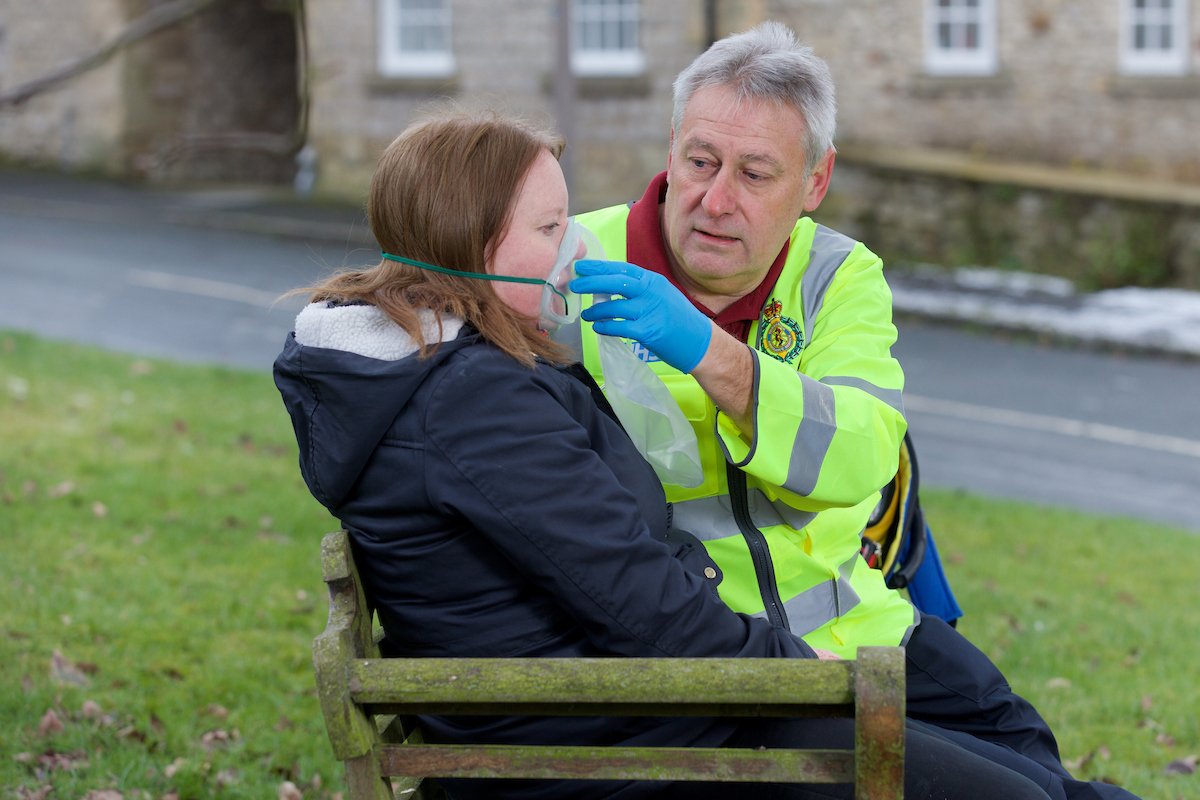 YASCFR's tweet image. Do you have a few hours to spare? Become a #volunteer Community First Responder with Yorkshire Ambulance Service, in #Wakefield, #Dewsbury, #Cleckheaton, #Pontefract, #Castleford &amp;amp; surrounding areas. Contact yas.responders@nhs.net for more info or visit communityresponders.yas.nhs.uk