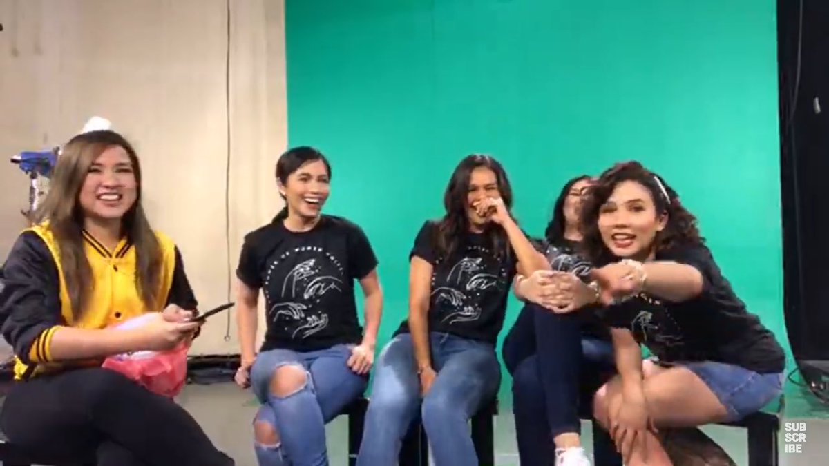 romanafied's tweet photo. I feel like I could watch you guys all day! 🤣 Super riot, super kulit, but supeeeer FUN!!! All day tawanan lang when you’re with these ladies HAHAHA @anakarylle @MissIzaCalzado @DianaZubiri15 @m_sunshinedizon @iflixph 

Thank you @MYXphilippines 🤣😍

#MYSTIFIEDonMYXLiveChat https://t.co/Gdtt5g6DBD