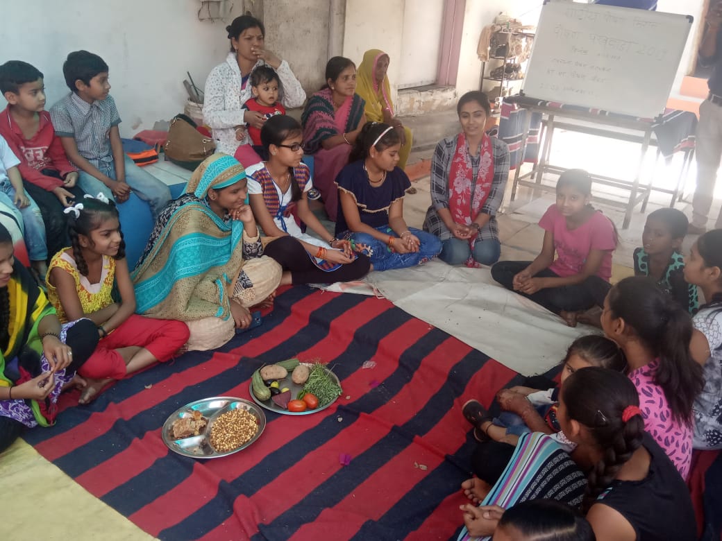 EcceNikita's tweet photo. #PoshanPakhwada #mp_ecce_coordinators
#पोषण_पखवाड़ा #स्वच्छता_पोषण_जागरूकता @MP_WCD @MinistryWCD @HRDMinistry @UNICEFIndia
परियोजना उज्जैन शहर 03 https://t.co/BTKM1N0FzF