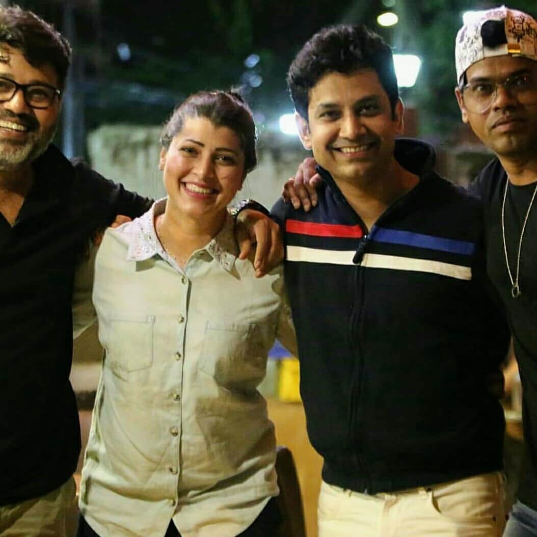 Four #megastars of #Marathifilm industry together...
#Friendshipgoals
@SIDDHARTH23OCT @tejaswini_tweet
#marathimisal #misalgossip #marathientertainment #entertainment #marathi #marathimovie #sanjayjadhav #sidharthjadhav #tejaswinipandit #ankushchaudhari