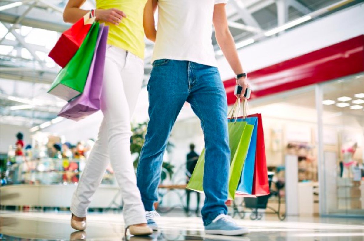 When you go shopping do you prefer to go alone or take your partner and/or you children? #ShoppingPreference