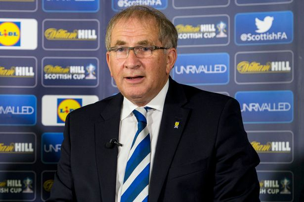 CoveRangersFC's tweet photo. Cove Rangers can today confirm that honorary club president Alan McRae is to be honoured by having the main stand at Balmoral Stadium named after him

Read what Sir Alex Ferguson and club chairman Keith Moorhouse had to say here ➡️ https://t.co/6hROQLKwBu https://t.co/izNI72JXhc