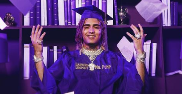 thepurplebase's tweet photo. 5 rappeurs étudiés dans des grandes universités prestigieuses..

👨‍🎓 @LilPump 
👨‍🎓 @Booba 
👨‍🎓 #Asaprocky
👩‍🎓 @Casey_Anfalsh 
👨‍🎓 @Fianso 

+ d'infos --> https://t.co/XqKeETmLAP
via @revrsemedia https://t.co/zZCuoaKqMs