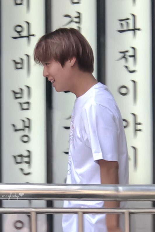 imaay_z's tweet photo. เด็กดี~ 🐰

#PARKJIHOONinBANGKOK https://t.co/EkPODvzfxv