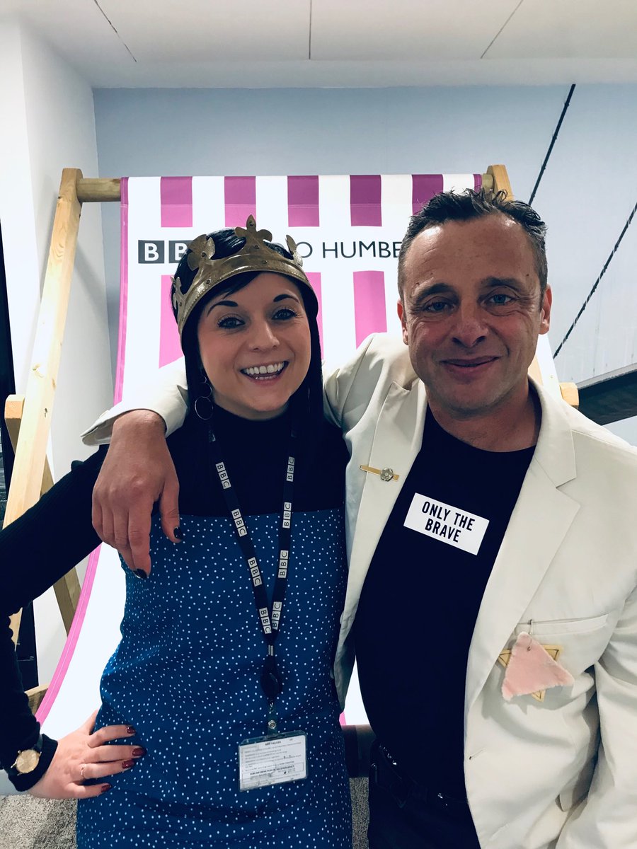 LucyLauraClark's tweet photo. In for ⁦@SallyFairfax⁩ on ⁦@RadioHumberside⁩ from 12pm today. LOADS on the show including performances in skips with ⁦@briefsnotpants⁩ we’ll find out about the #TruthToPowerCafe with ⁦@BTOHull⁩ and I’m asking Cinema or Netflix? Which do you prefer? 😁🙌 https://t.co/RyeukCZuVs