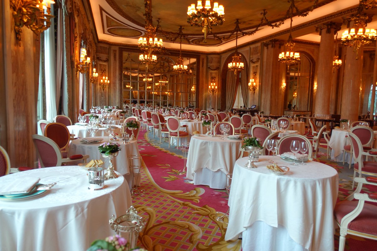 Review of my most recent meal at The Ritz andyhayler.com/restaurant/ritz
