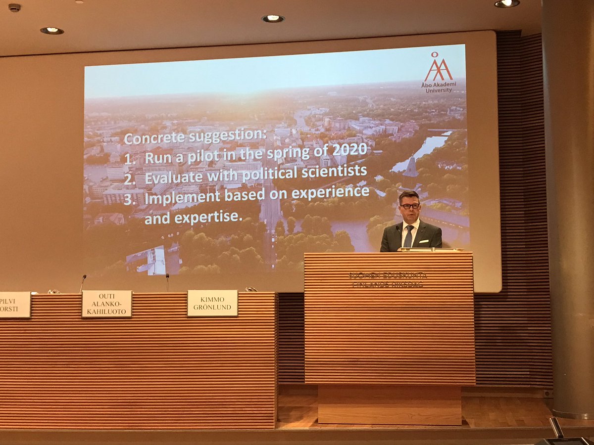Samforsk_Abo's tweet image. Professor James Fishkin from Stanford University talks about Deliberative Polling and professor Kimmo Grönlund talks about how citizen deliberation could be implemented on a national level in Finland #FutuDem #DemInno #eduskunta #parliamentofFinland