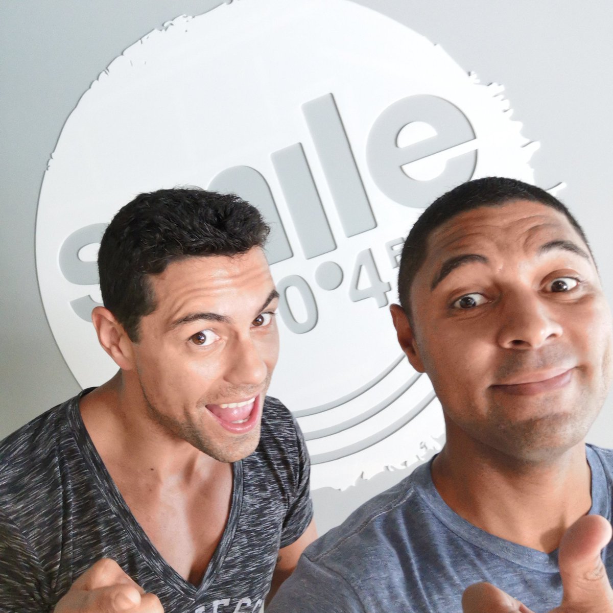 TheStuartTaylor's tweet photo. Live on @Smile904FM to chat with @Ewan_Strydom about the #MCCF (Mother City Comedy Festival) at the Baxter from next week. Tune in!
I'll even give details of the show I'm doing with @kurtschoonraad on the 28th!! https://t.co/CjGISykZXZ
