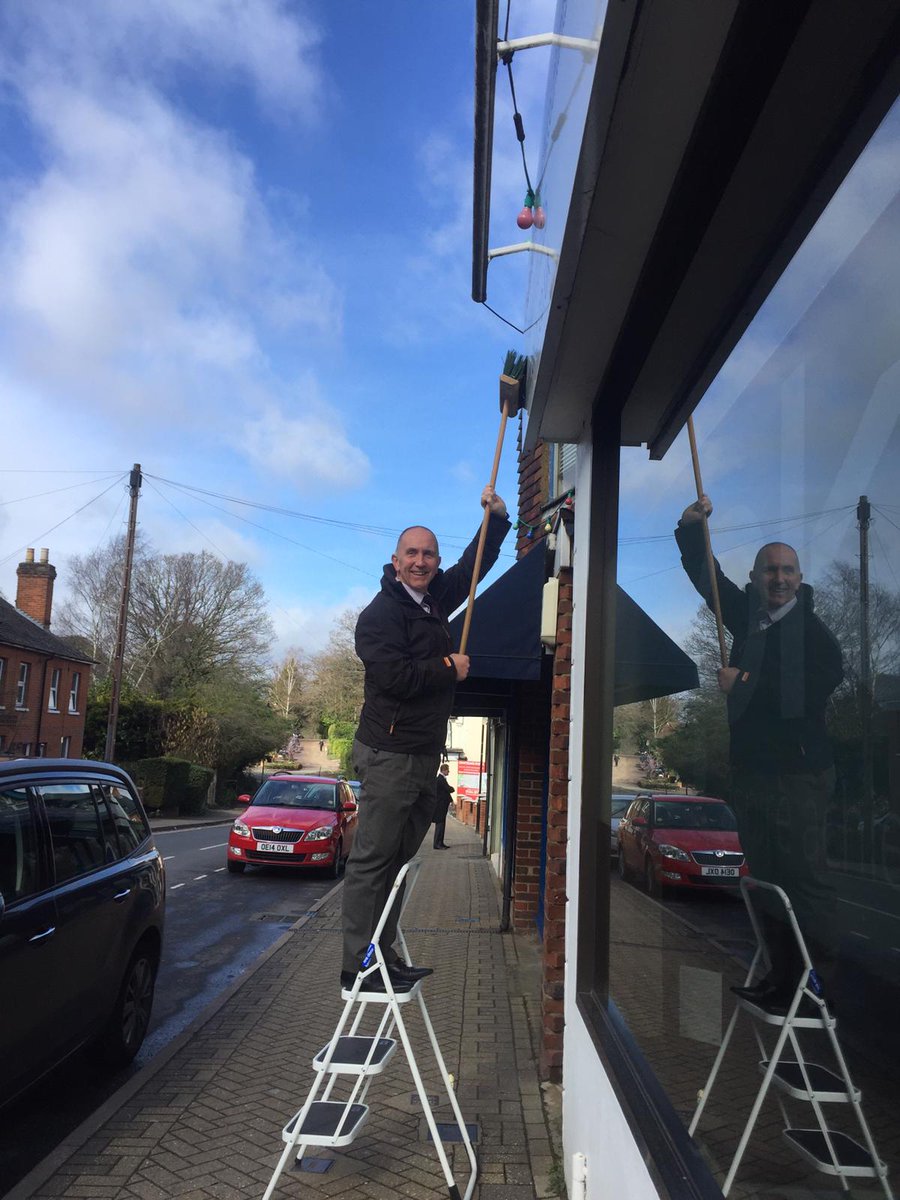 PKBAccountants's tweet photo. Our @AndyPenfold3  is now our official 'Wind Warrior' as well as Business Development Manager.  Bless him trying to save our sign from blowing away!! Definitely #MoreThanJustAccountants #accountants #teamplayer https://t.co/zSmvWyKVRD