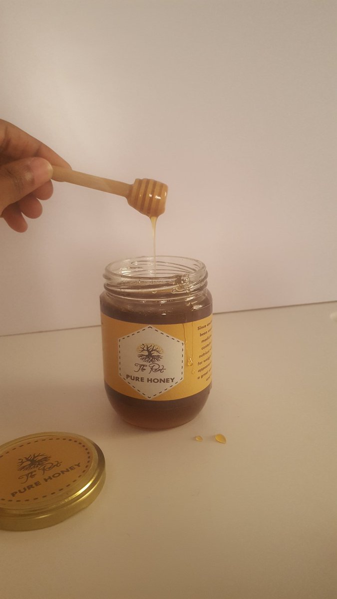 TheRootHoney1's tweet photo. My name is Aisha. I sell Pure Gourmet honey. 100% natural. You can also buy in bulk #ThisIsMyHustle https://t.co/DdEPd2IAJV