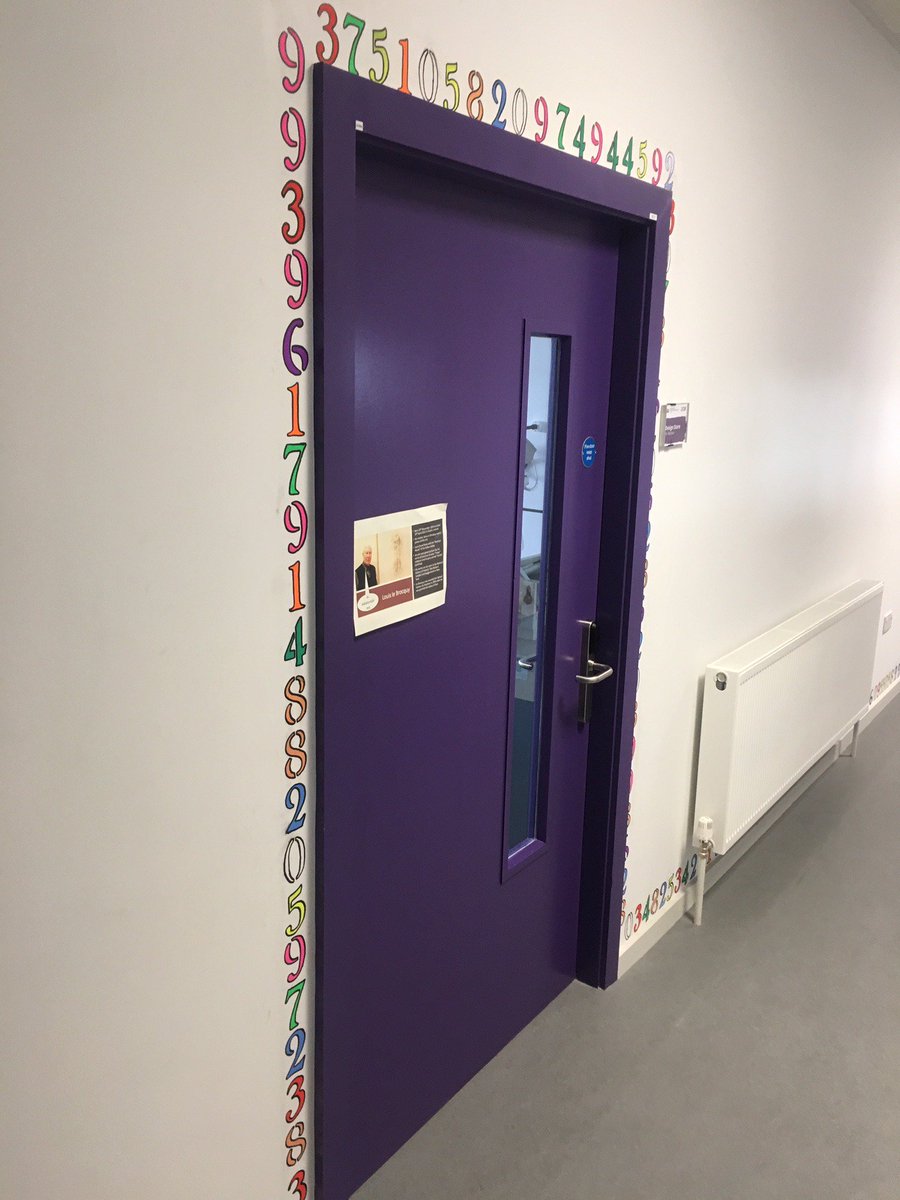 reetspetite's tweet image. Lots happening here at @NAISDublin today for #piday #PiDay2019 #pidayNAE
I've even broken out my #NerdGirl shoes and bag!
The students completed a mural leading to the classroom with over 3000 digits of pi as a #servicelearning project #MYPChat #MTBoS