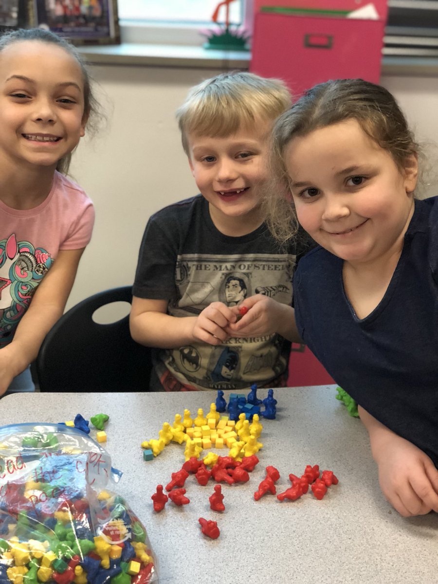 beckykcarter's tweet photo. When you give a 7 year old a camera during recess you get some pretty cute shots ❤️ #futurephotographer #goawayrain #practicingmathskills #indoorrecess #titanpride #sjsdproud @CardenParkElem https://t.co/KGSQfXFVq0