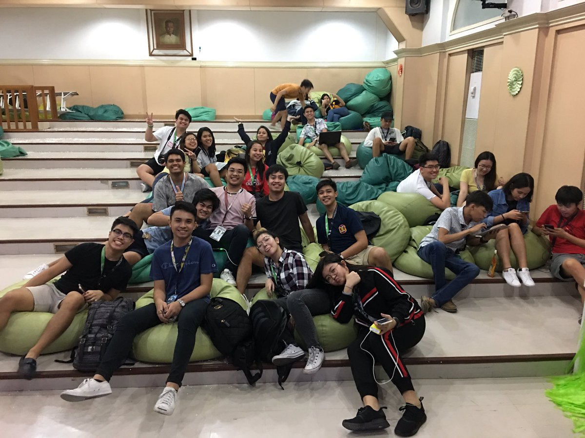 CEweek2019's tweet photo. Happening Now: Game Night! https://t.co/A0rS9YeYkW