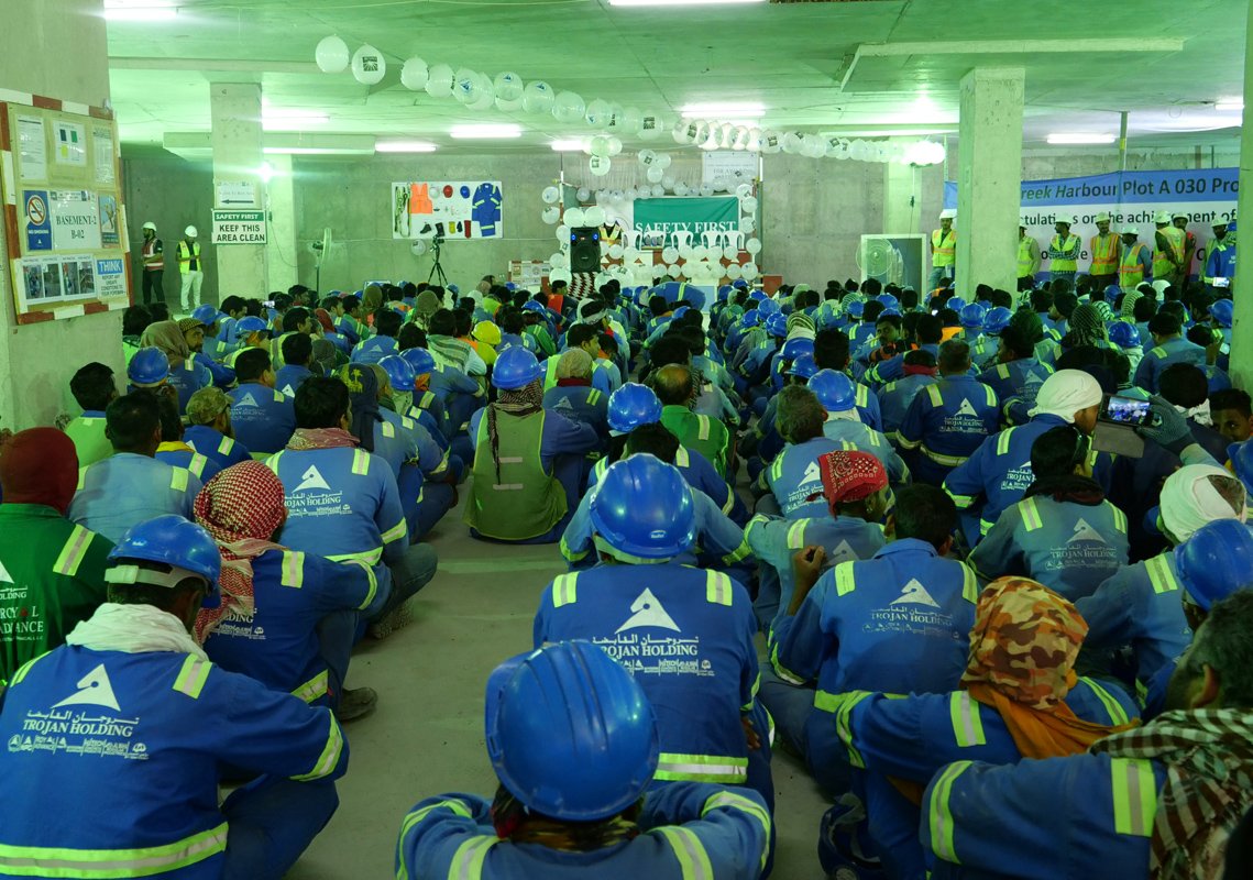 trojanllc's tweet photo. Emaar congratulated Trojan General Contracting for surpassing two million man-hours without LTI at The Harbour Gate Project. We hope to continue with the same spirit to achieve more and more, as to achieve the excellence.
#TrojanHolding #TrojanTurnsTen #safetyfirst #dubaicreek https://t.co/02Xbeco4f1