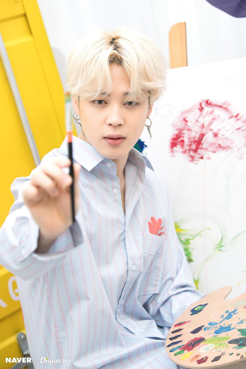 minminarchive's tweet photo. imagine painting dates with him :( https://t.co/vz0ZNBDNwq