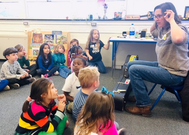 MusicPrimary's tweet image. It's another blue-tiful day fo #PiedmontBlues with Laura Blackley.  Our Kindergarten students are learning new songs, building log cabins and listening to #ninasimone in conjunction with this @ACSFound TAPAS grant.  @AVLPrimary #TheACSWay