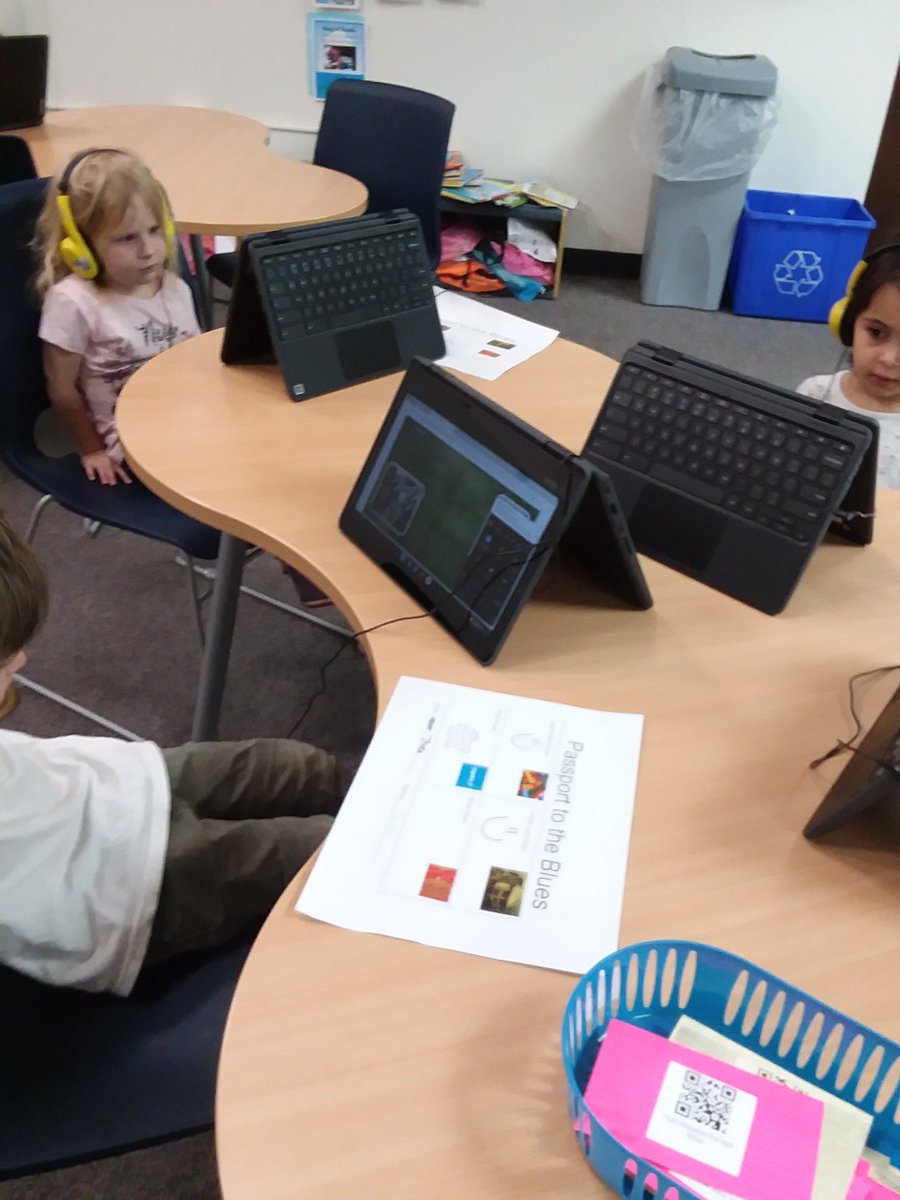 MusicPrimary's tweet image. It's another blue-tiful day fo #PiedmontBlues with Laura Blackley.  Our Kindergarten students are learning new songs, building log cabins and listening to #ninasimone in conjunction with this @ACSFound TAPAS grant.  @AVLPrimary #TheACSWay