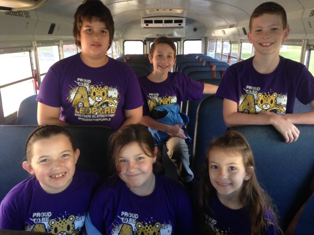 ScienceNana17's tweet photo. So excited to be going to District science fair with our EES students.  #power2thepurple,  #eesadmin https://t.co/k6NXf0mtJ8