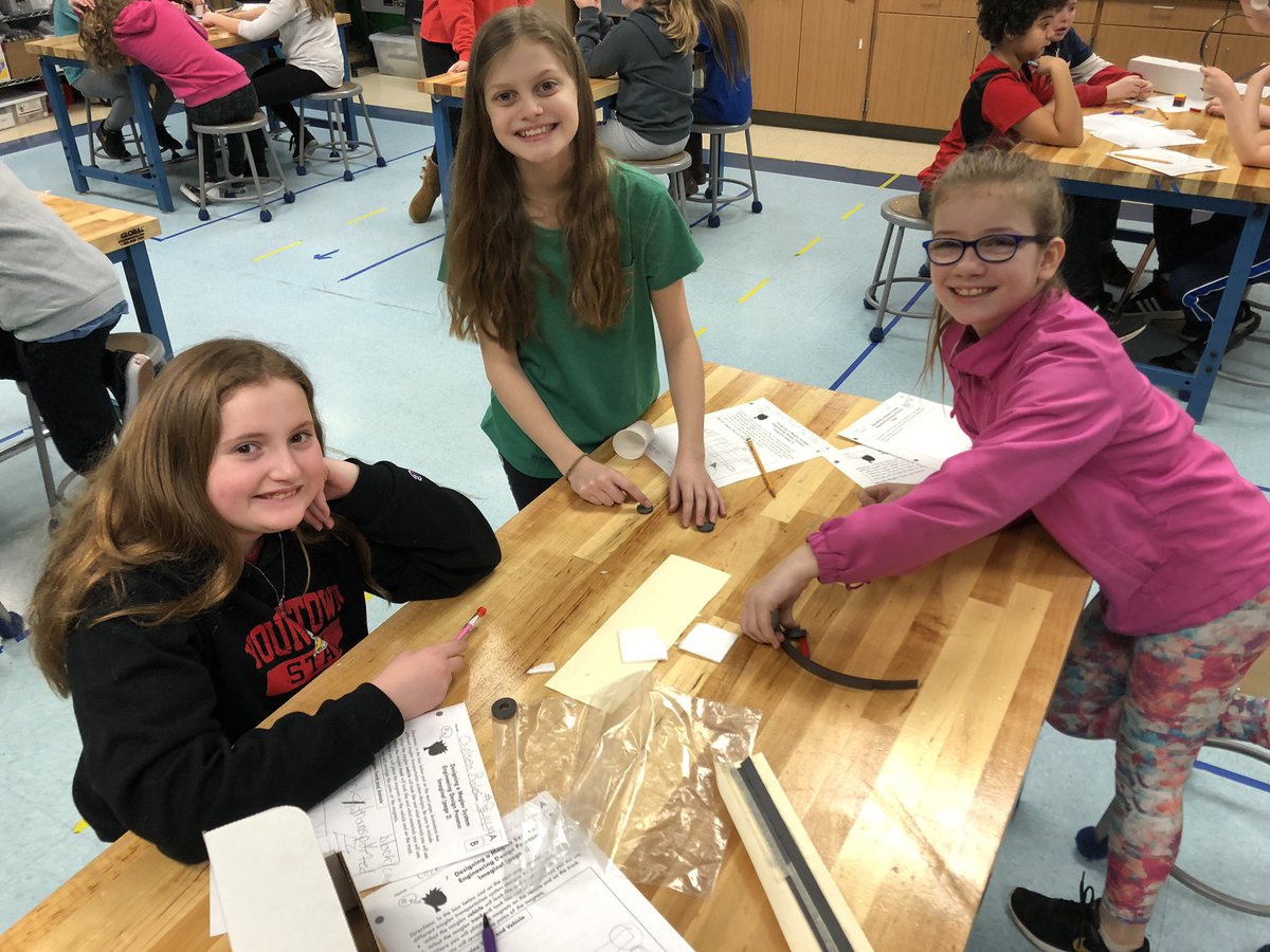 ScottSetzenfand's tweet photo. Designing Maglev transportation systems in the #wolverineworkshop with #STEAM and the #EngineeringDesignProcess #EC_Proud @Perry_Hartman https://t.co/wJrcwu6qkG