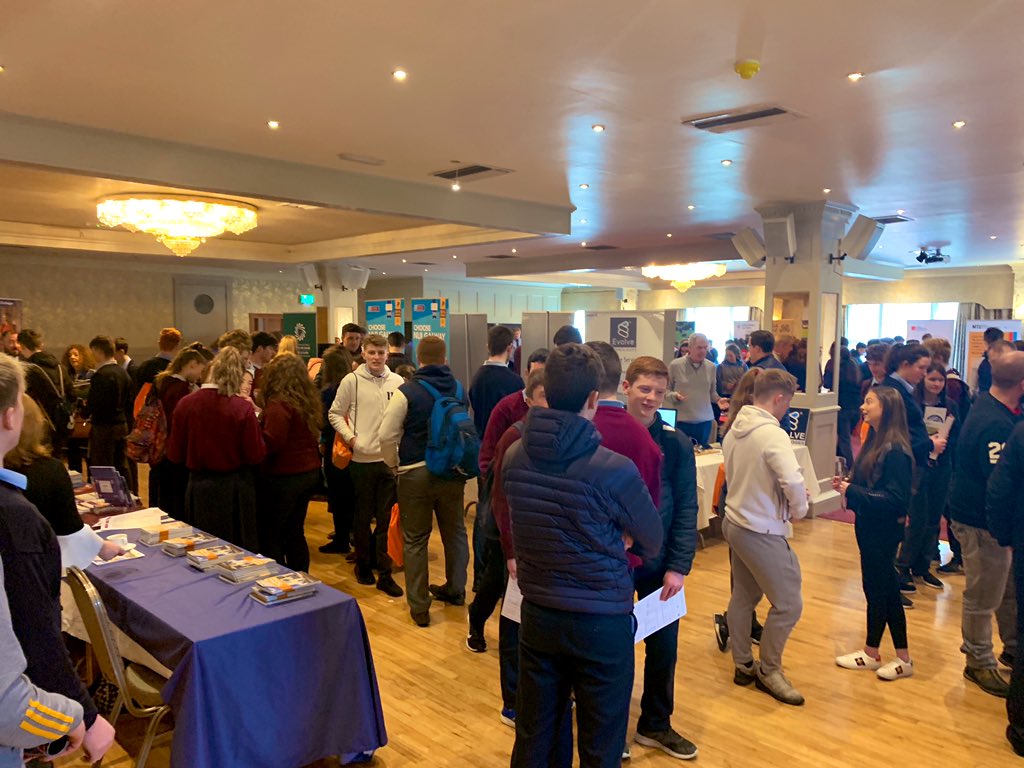 ICHAS_College's tweet photo. Fantastic turn out here in #ennistymon for the @limclareEtb #Career Fair, great to meet so many students to chat about their career and study options..hope you all enjoy the day! #fallshotel #lcetbclaire #careeradvice https://t.co/uG4ncmOs9L