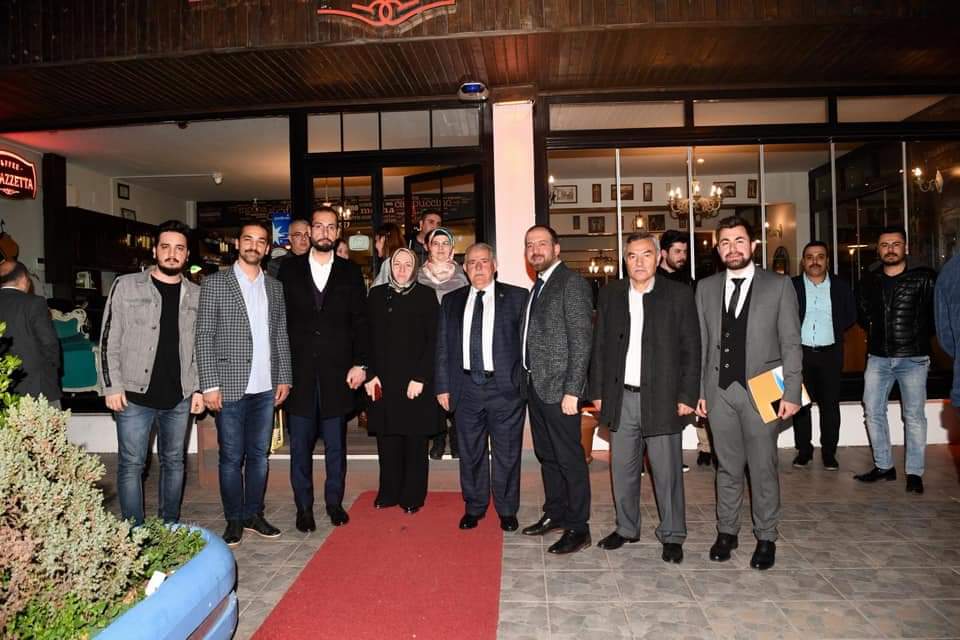 mcihatsezal's tweet photo. Kahramanmaraş Eczane Teknisyenleri Derneği’nin Düzenlemiş Olduğu Programa Katıldık. Nazik Davetlerinden Ötürü Teşekkür Ediyorum. https://t.co/ZzvaKQOSrq