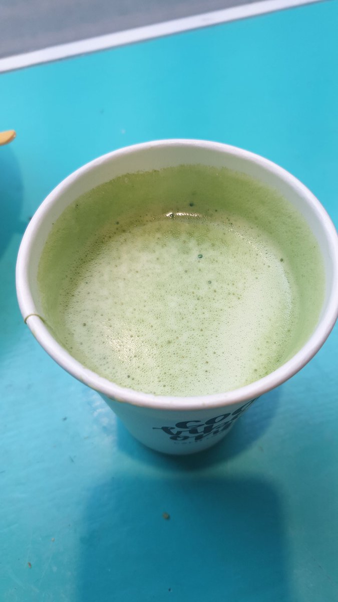 crispyrealn's tweet photo. Alarm bells should've rung when I entered a cafe calling itself "CaliLove" with the wifi password '#goodvibesonly'. 
#turfsoup #matchalatte https://t.co/yxYTGXQPLj