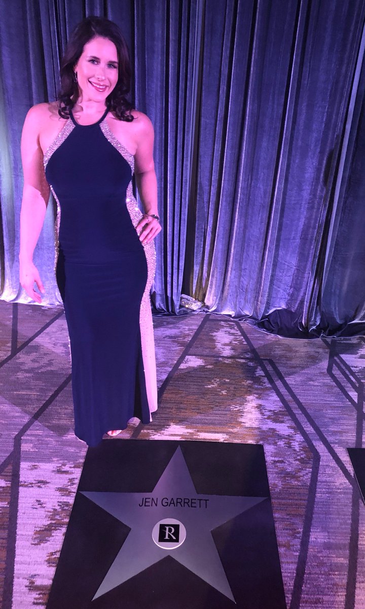 Meet our Director of Sales, Jen Garrett! Jen was selected for the 2018 Embassy Suites Elite DOS Program, achieved the #4 spot for Pinnacle, and was nominated for DOS of the Year. Congratulations on all your success, Jen!