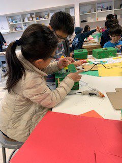 Matsisheteach's tweet photo. Our class helped build and engineer Leprechaun Traps in CREATE today with our Kindergarten Buddies! Then we headed back to our class to learn our new Leprechaun names and write our little buddies letters from leprechauns! Can't wait for them to find them! @DeVargasSchool https://t.co/D7UQcCcjmn