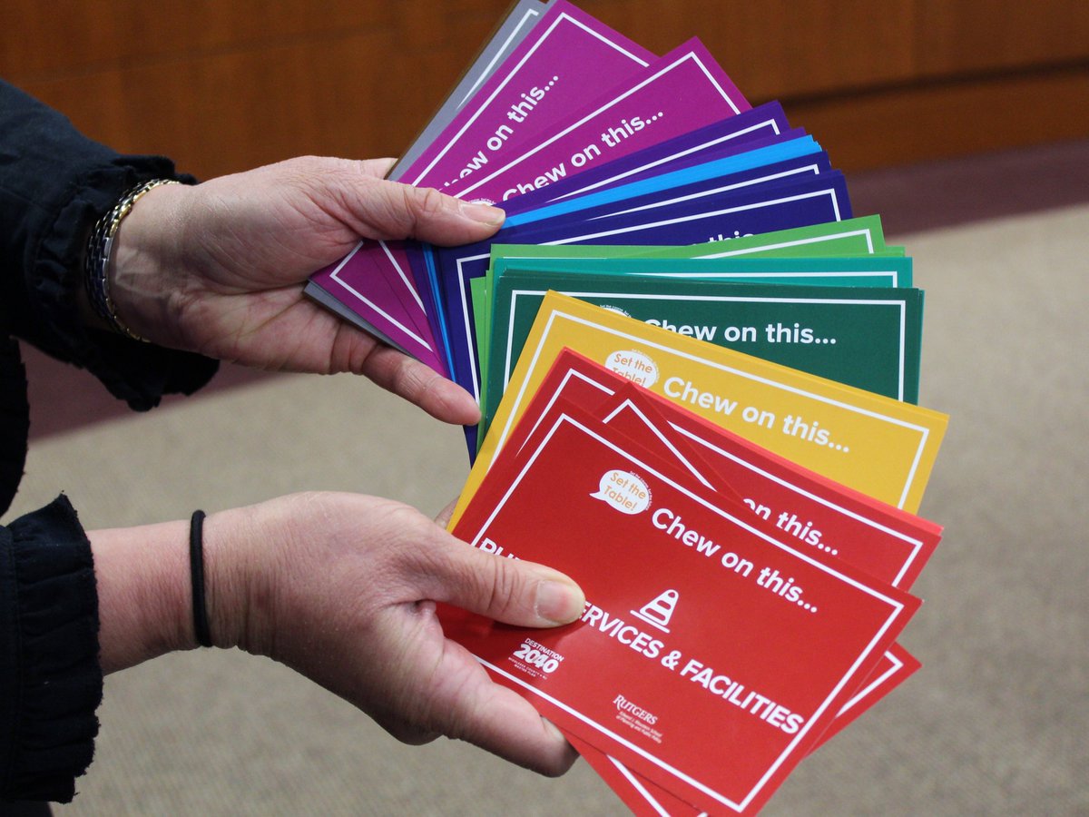 SetTheTableNJ's tweet image. We'll be in Carteret, NJ tonight for the next info session.  If you are interested in hosting friends/family to talk about how to make the future better, we'll give you this neat kit and $50 towards the food.  Come and learn more!   setthetable3-14.eventbrite.com