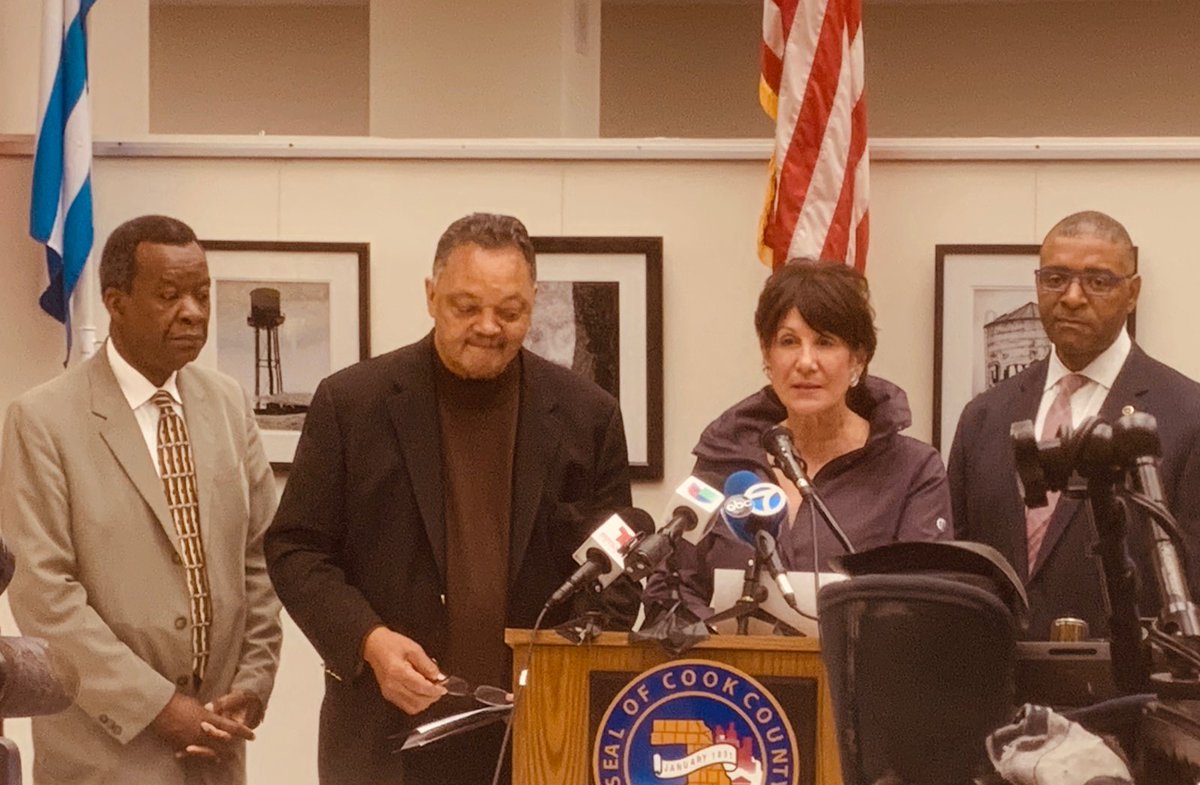 DrWillieWilson's tweet photo. #CookCountyTreasurer #MariaPappas expresses her thanks to Dr. Wilson, @RevJJackson &amp; Fmr. Commissioner @RichardRBoykin for their support on the recent property tax initiative to help homeowners avoid losing their homes to a May 3rd tax sale. #drwilliewilson #ThePeoplesMovement https://t.co/iKswCFPptj